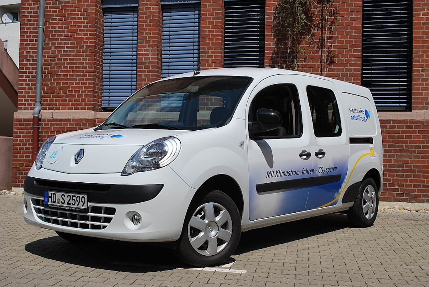 2_2019_e-mobil der stadtwerke heidelberg_renault kangoo_web