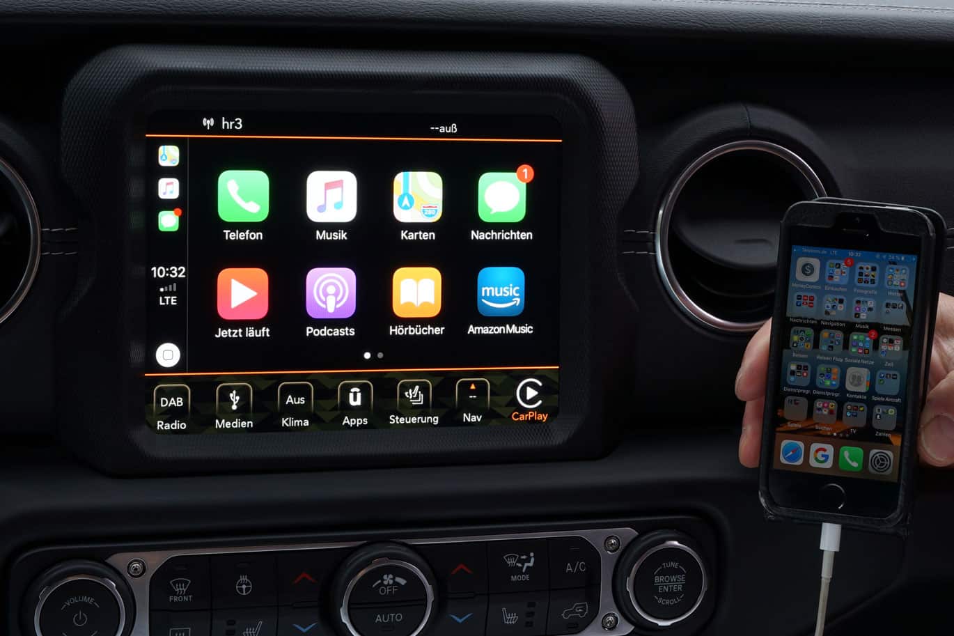 2019_10_jeepwrangler_connectivity_1370_fcagermanyag Jeep Wrangler