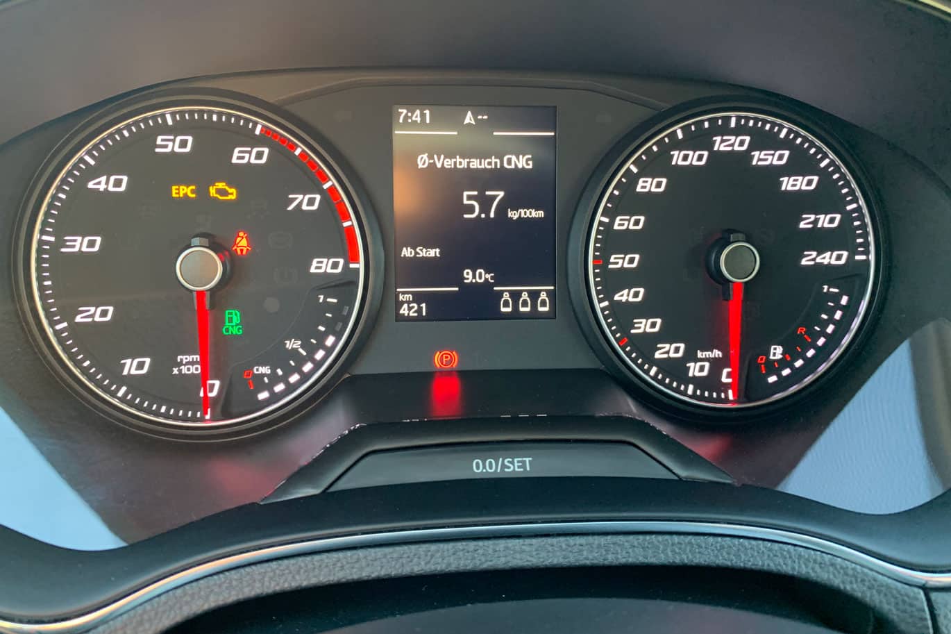 2019_10_seat_arona_tgi_instrumente_1370_seatsa SEAT Arona