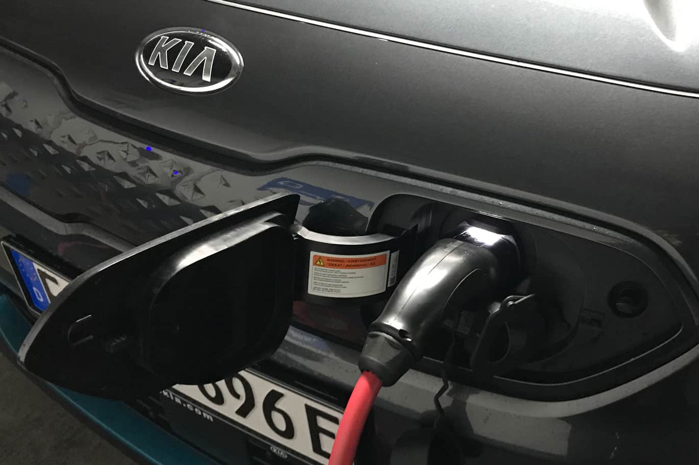 2020_01_kia_e_niro_ladestation_1370_dataforce Kia e-Niro
