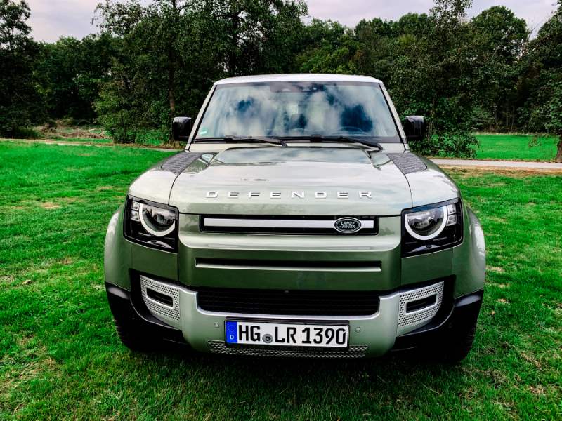 defender_mig02-2-lowres Land Rover Defender